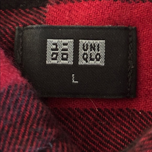 Uniqlo | Red and Black Plaid Button-Up flannel Shirt - Picture 9 of 11